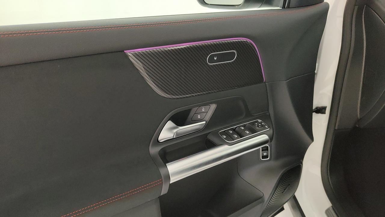 Mercedes-Benz GLA 200 d Automatic 4MATIC