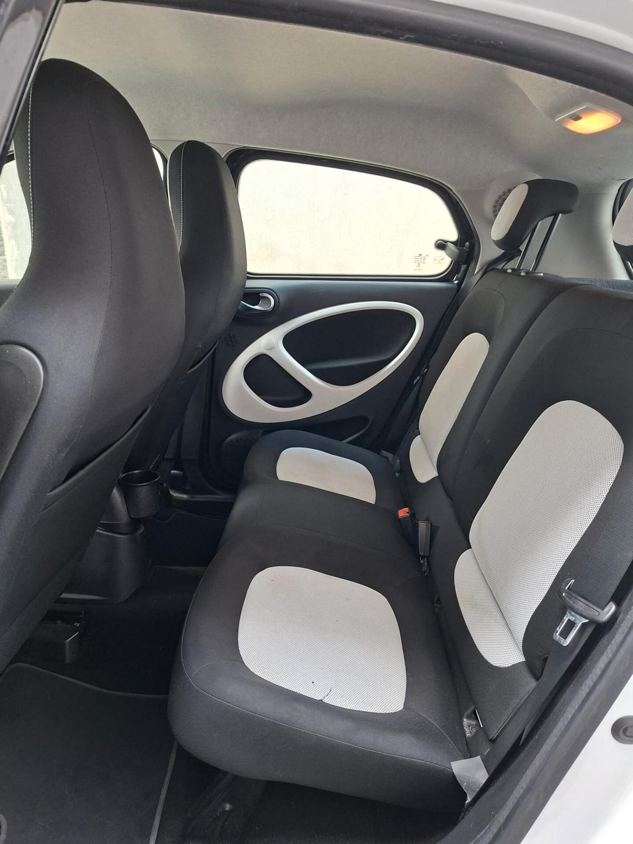 Smart ForFour 70 1.0 Passion