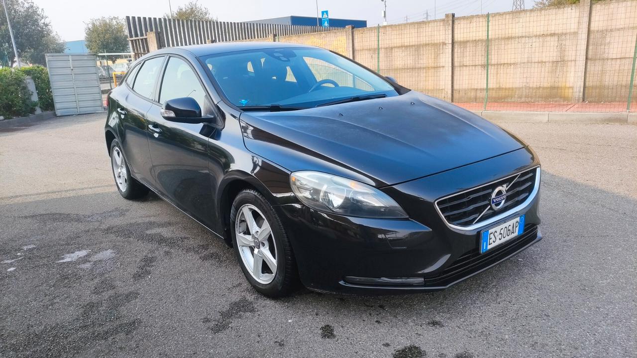 Volvo V40 1.6 Diesel NEOPATENTATI - 2013