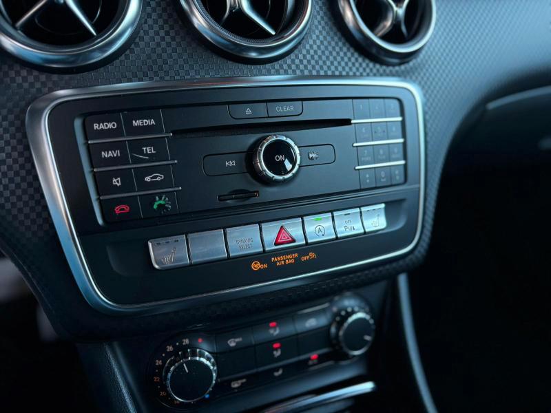 Mercedes-Benz A180 d Sport auto