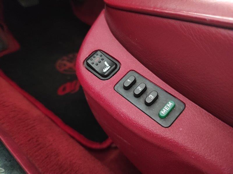 ALFA ROMEO 166 - 3.0i V6 24V cat Super Distinctive