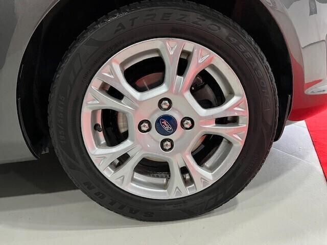 Ford Fiesta 1.5 TDCi 75CV 5 porte ST-Line