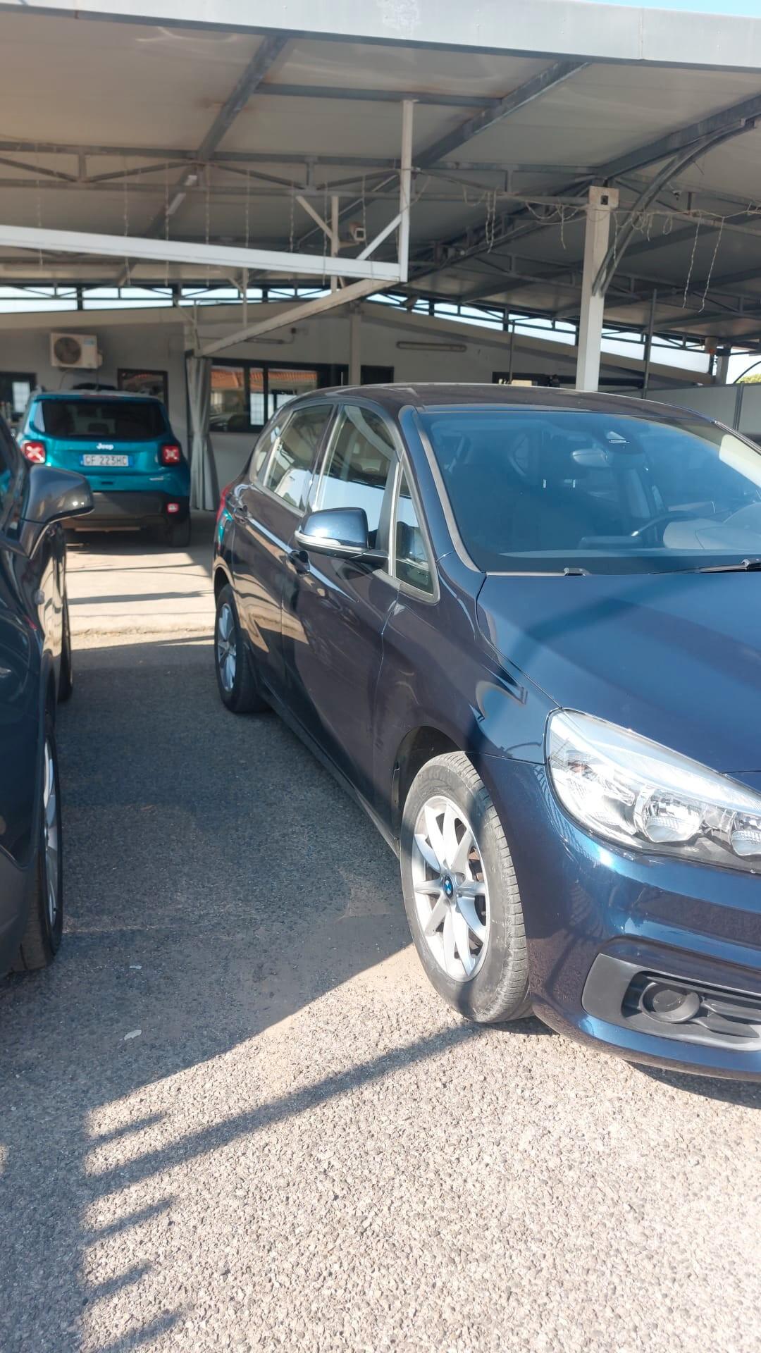 Bmw 2er Active Tourer 218d Advantage
