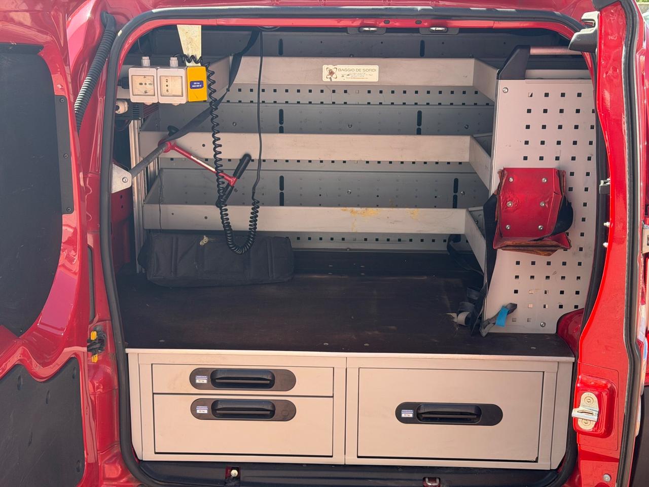 Fiat Fiorino 1.3 MJT 95CV Cargo Adventure