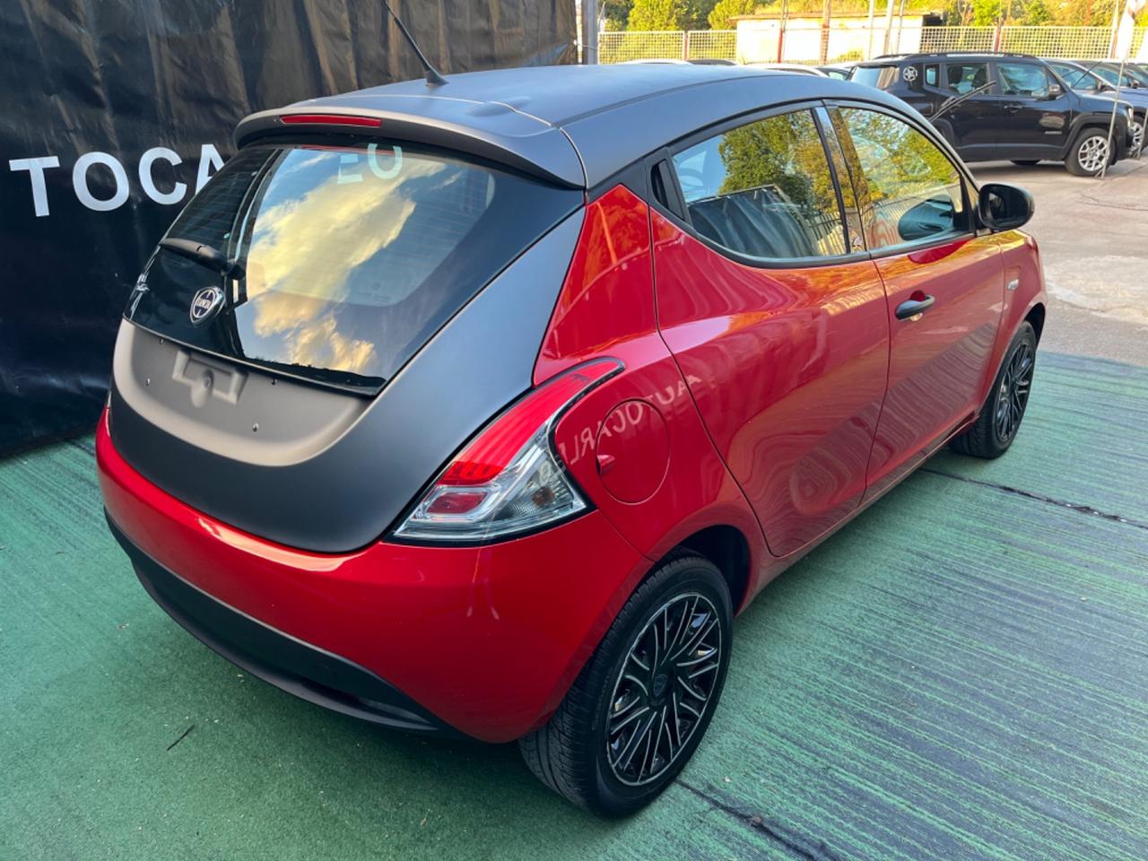 Lancia Ypsilon 1.2 Benzina/gpl di serie Elefantino Blu