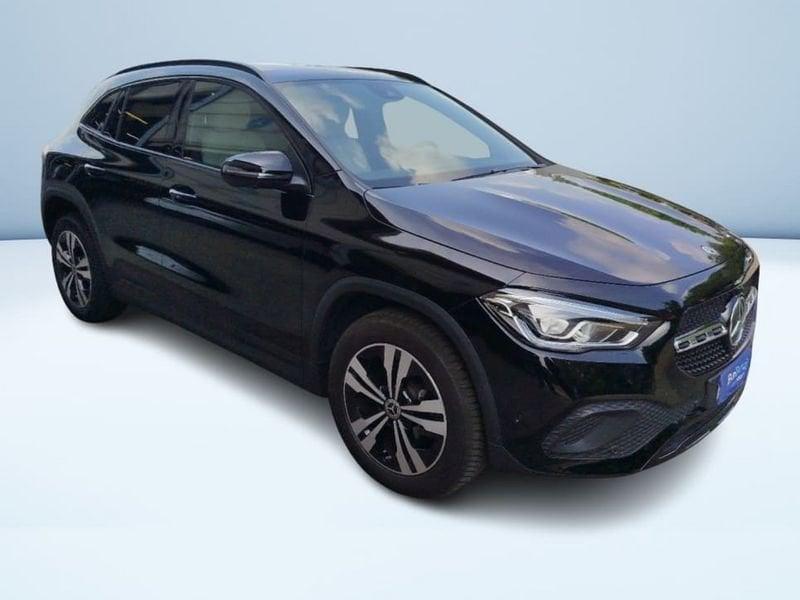 Mercedes-Benz GLA 200 D SPORT PLUS 4MATIC AUTO