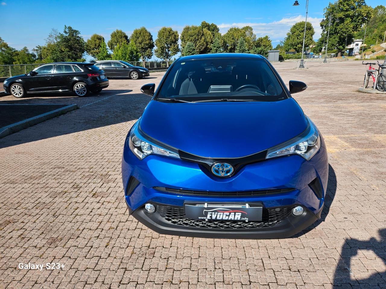Toyota C-HR 1.8 Hybrid E-CVT Lounge