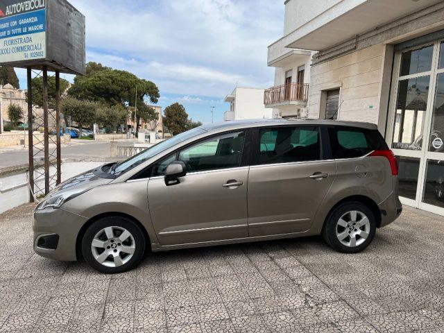 PEUGEOT 5008 BlueHDi 120 EAT6 S&S