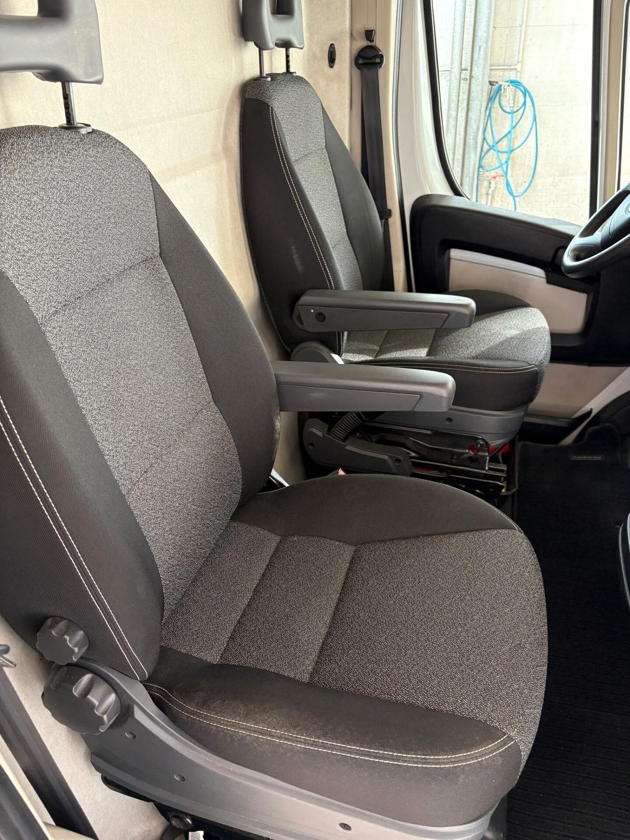 FIAT Ducato 35 4S Maxi 2.3Mjt PLM-SL-TA - 12-2017