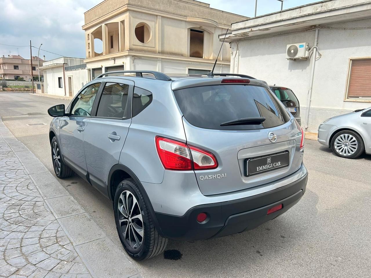 Nissan Qashqai 1.5 DCI 110Cv AUTOCARRO GANCIO-2013