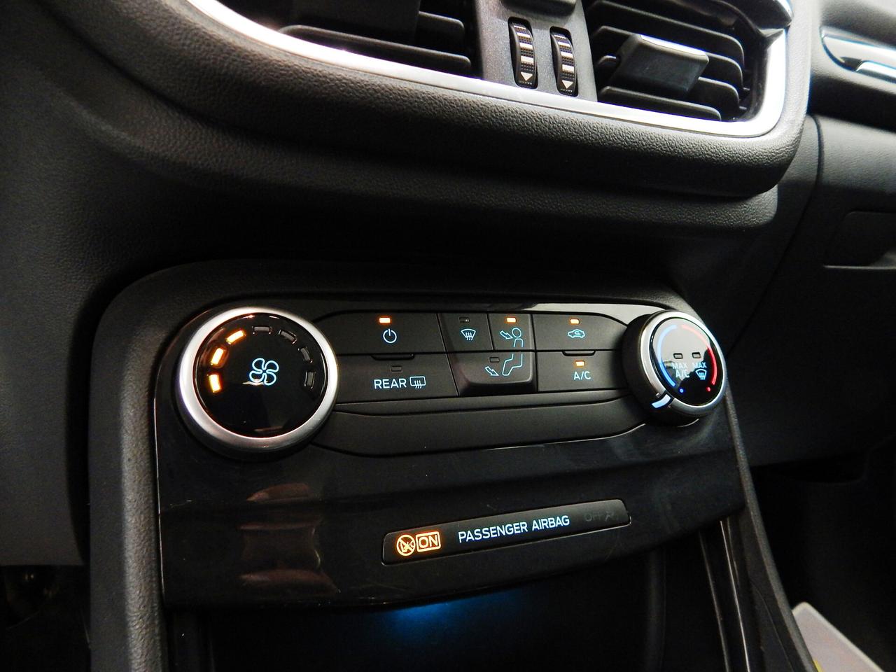 Ford Puma 1.5 ecoblue Titanium S&S NAVI-CARPLAY-PARK
