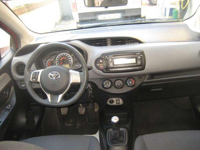 TOYOTA Yaris 1.0 5 PORTE COOL