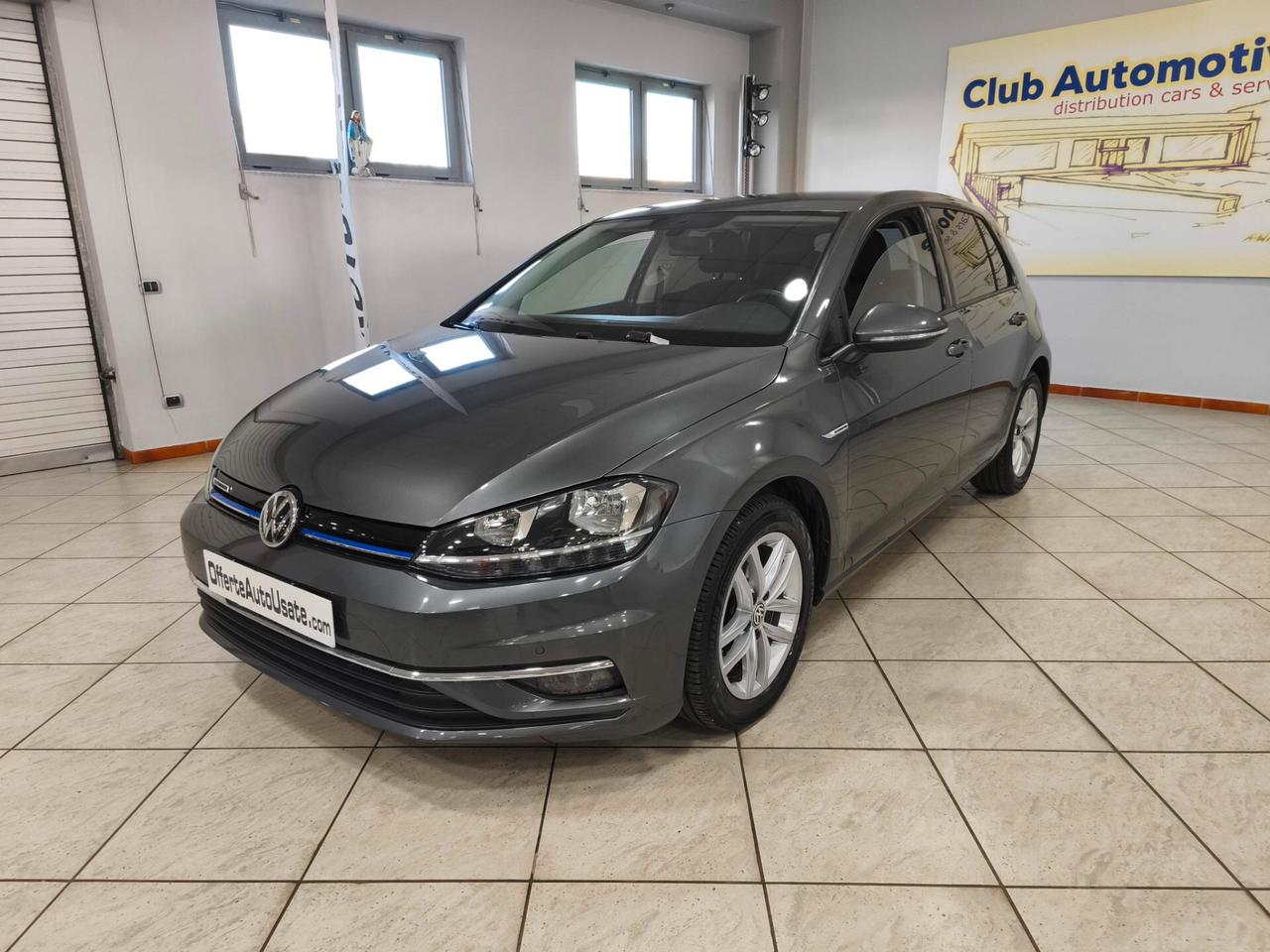 Volkswagen Golf VW 1.5 TGI DSG Blue Emotion