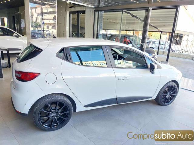 RENAULT Clio 1.5 dCi 8V 90CV (Garanzia 12 Mesi)