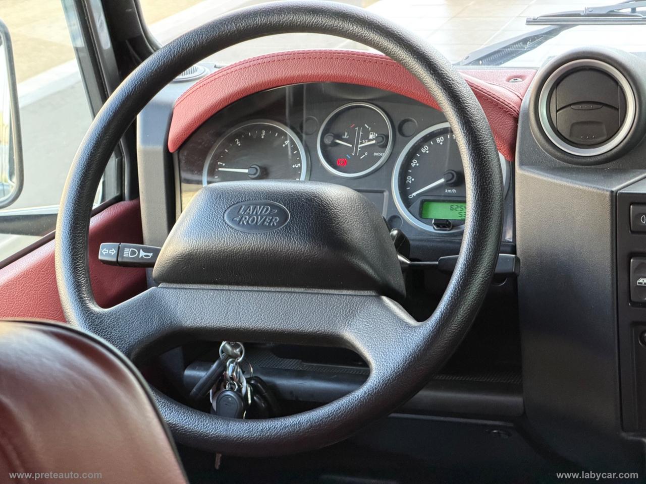 LAND ROVER Defender 110 2.2 TD4 Station Wagon N1