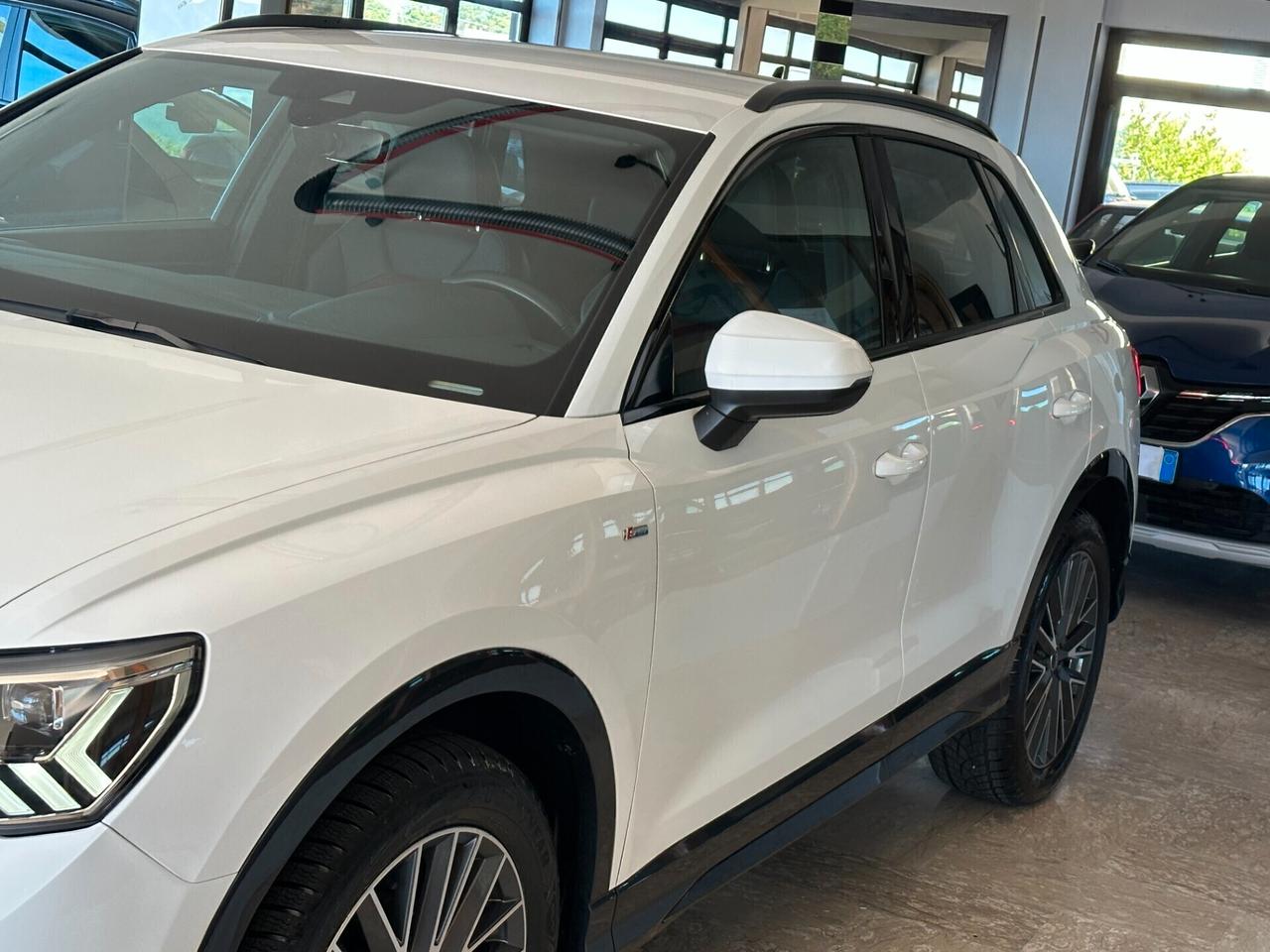 Audi Q3 35 2.0 TDI 150 cv. S Tronic LINE EDITION