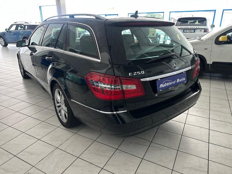 MERCEDES Classe E (W/S212) E 250 CDI S.W. Blu...