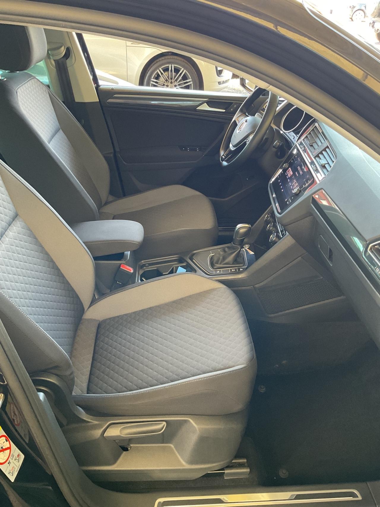 Tiguan 2.0 TDI 150 CV- DSG R-Line-iva esp-unipro