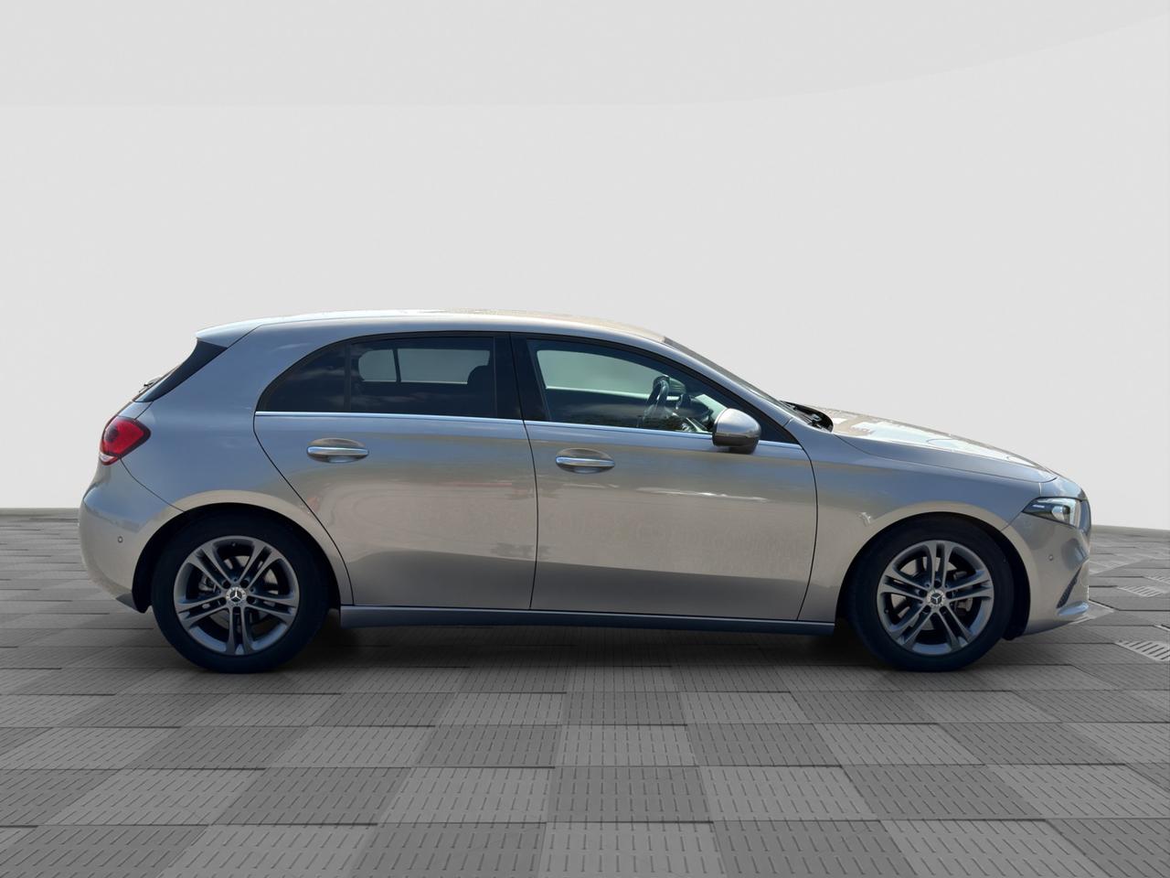 MERCEDES Classe A (W177) A 200 Automatic Sport