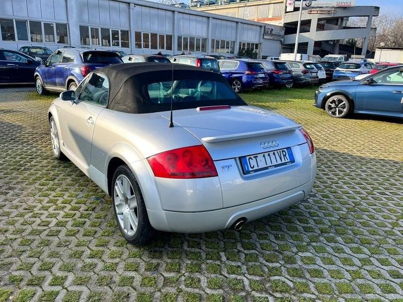 Audi TT Roadster 1.8 T 150 CV