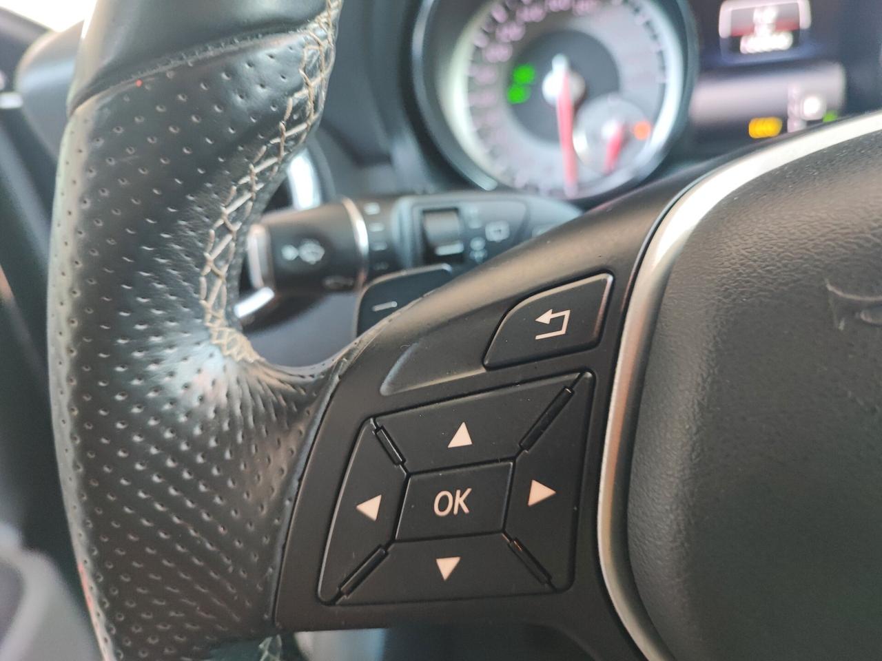 Mercedes-benz GLA 200 CDI Automatic Premium