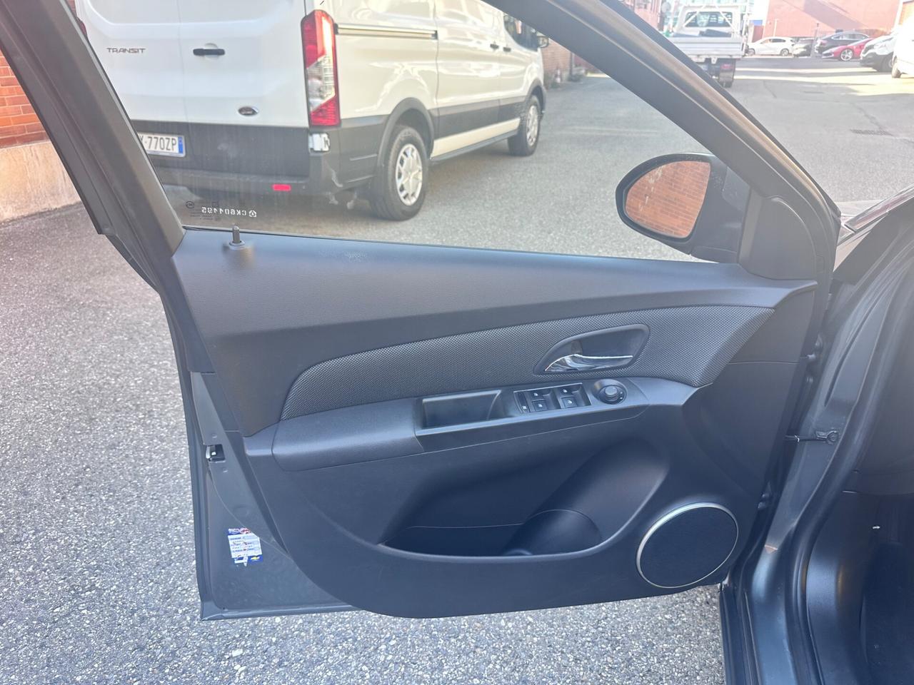 Chevrolet Cruze 1.8 4 porte LT GPL fino 2032 pochi km