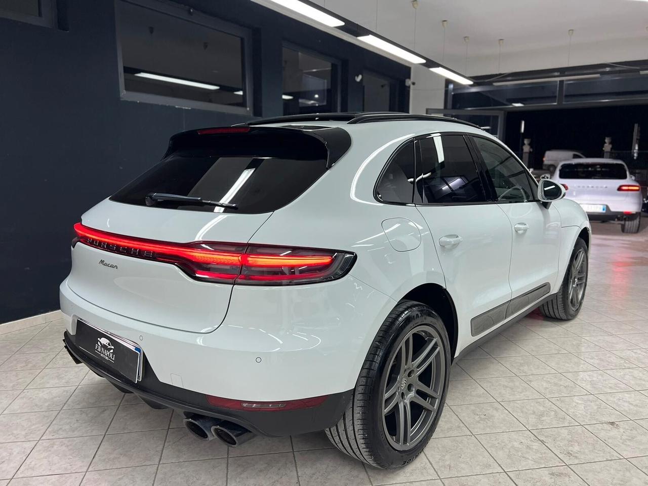 Porsche Macan 2.0 IVA ESPOSTA