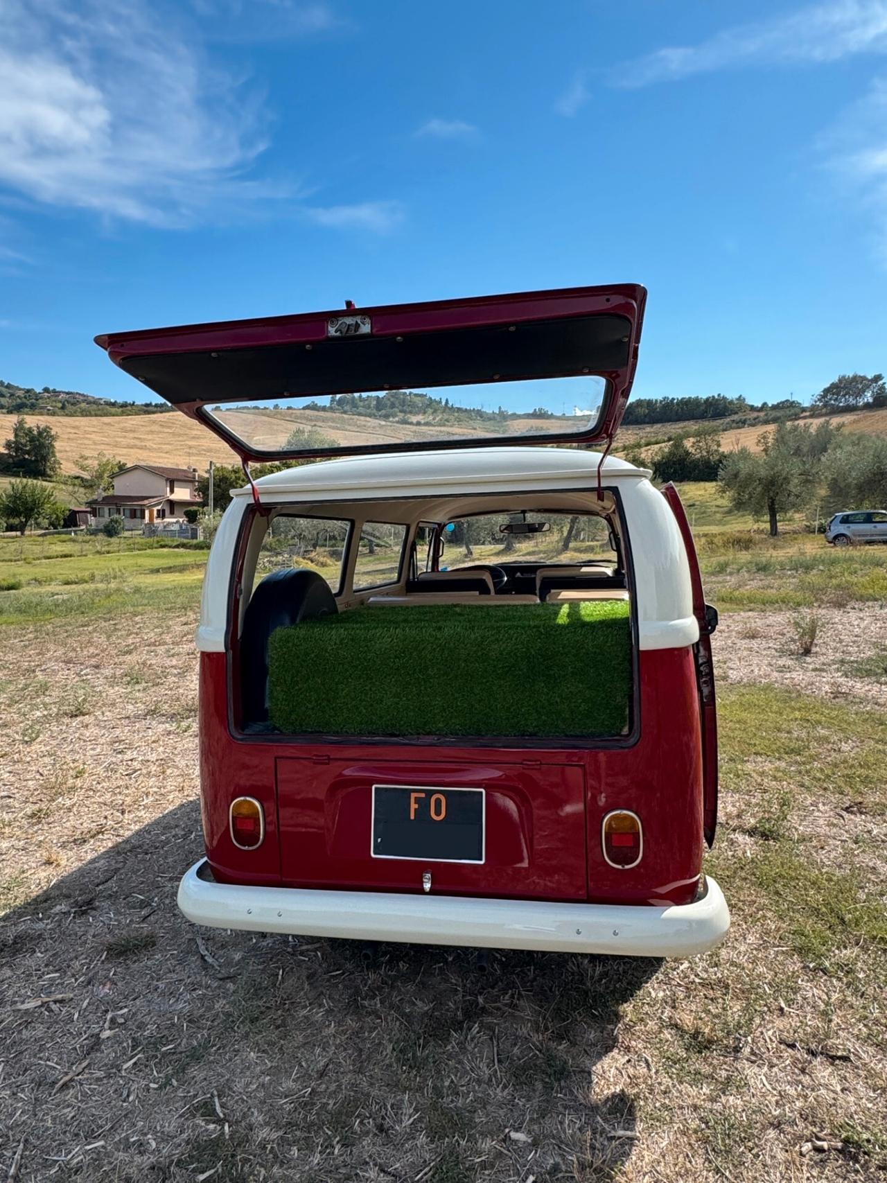 Volkswagen T2 bicolor