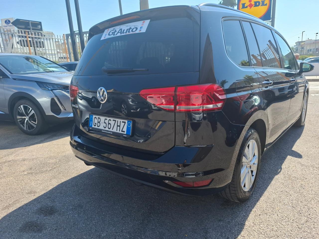 Volkswagen Touran 2.0 TDI 115 CV DSG 7 POSTI!