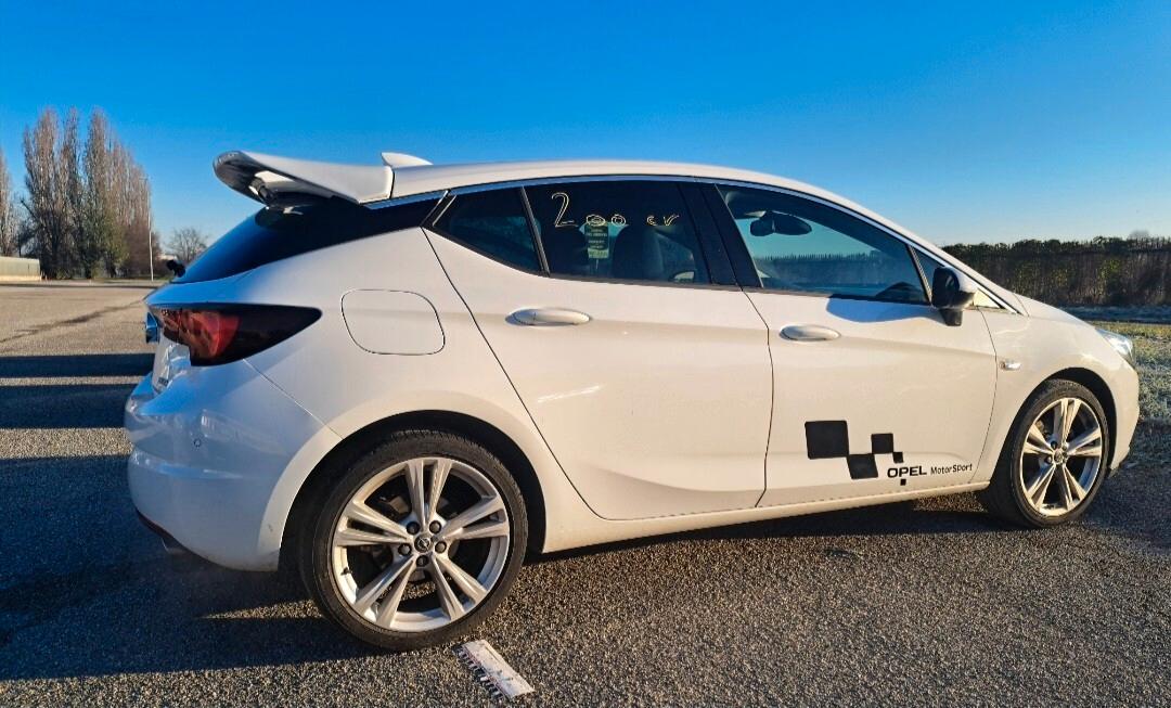 Opel Astra 1.6 Turbo SHT 200CV Start&Stop 5 porte Innovation