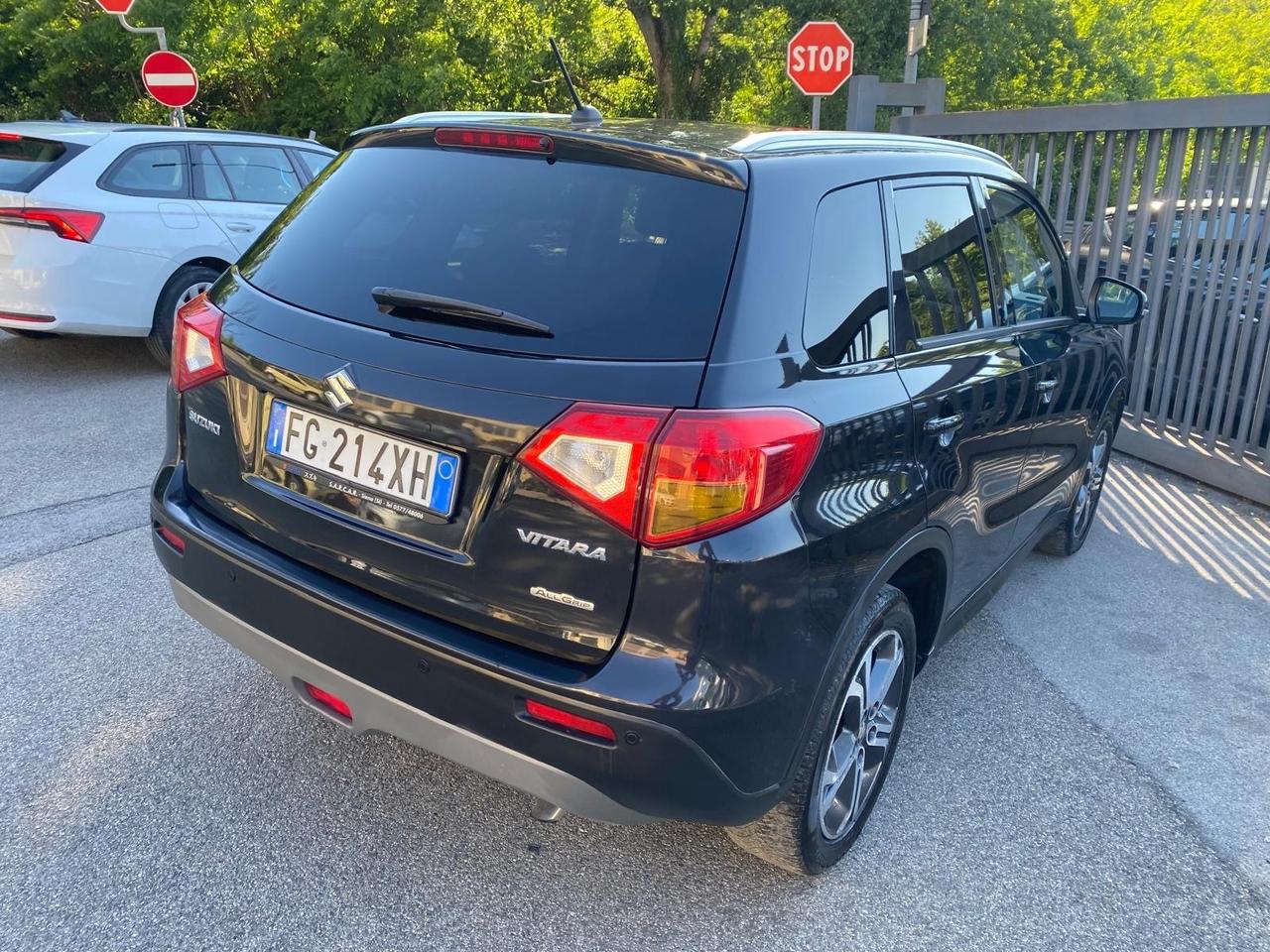 Suzuki Vitara 1.6 DDiS 4WD AllGrip DCT V-Top