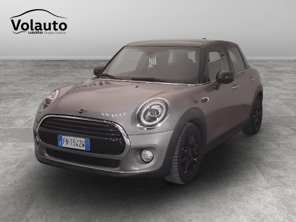 MINI Mini IV F55 2018 5p - Mini 5p 1.5 Cooper D Business XL