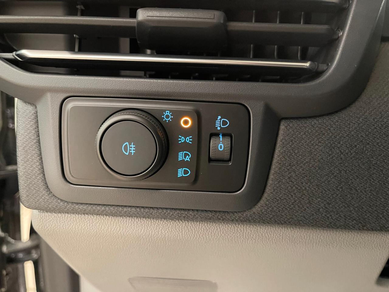 Ford Transit Tourneo Custom Titanium PL L2 2.0d 170cv 9 POSTI Auto-LEGGI SOTTO