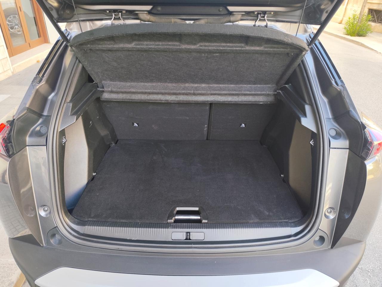 Peugeot 2008 1.5 BlueHDi 130CV ALLURE AUTOMATICA