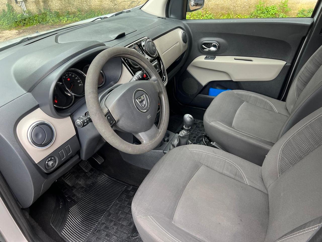 DACIA LODGY 1.5 DCi Ambiance - 2013