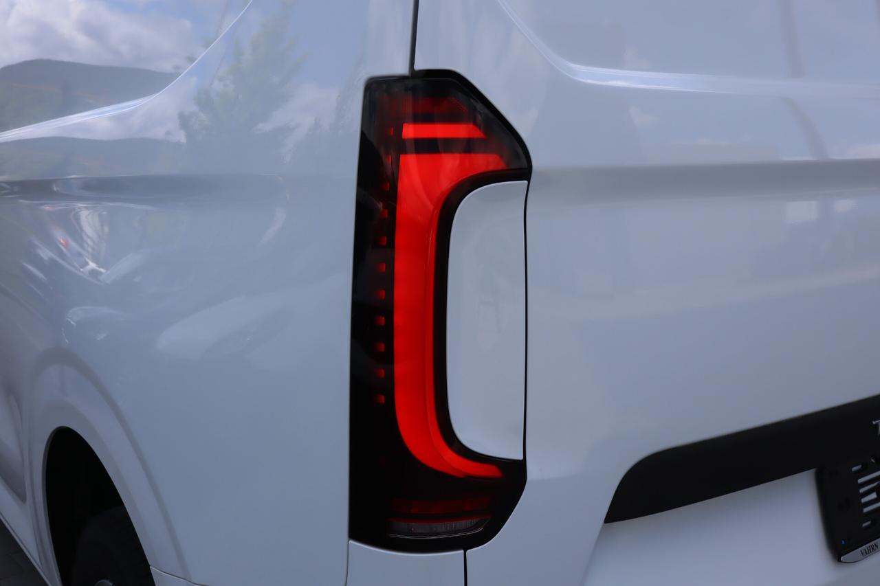 Volkswagen Transporter T7 L2 2.0 150CV DSG 4MOTION 0 Km!