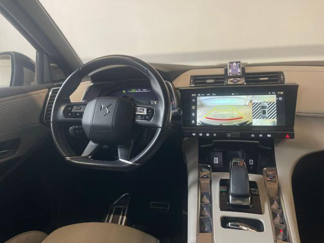 DS AUTOMOBILES DS 7 Plug-In Hybrid AWD 300 e-tense Louvre 4x4 auto