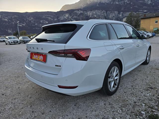 SKODA Octavia 1.5 e-TEC DSG Wagon Style