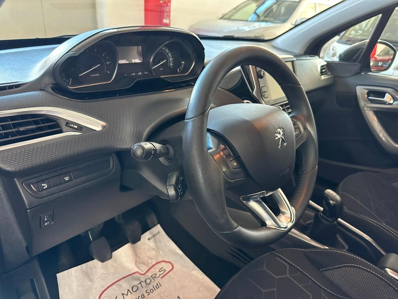 Peugeot 2008 1.2 Pure Tech 82 S&S Style