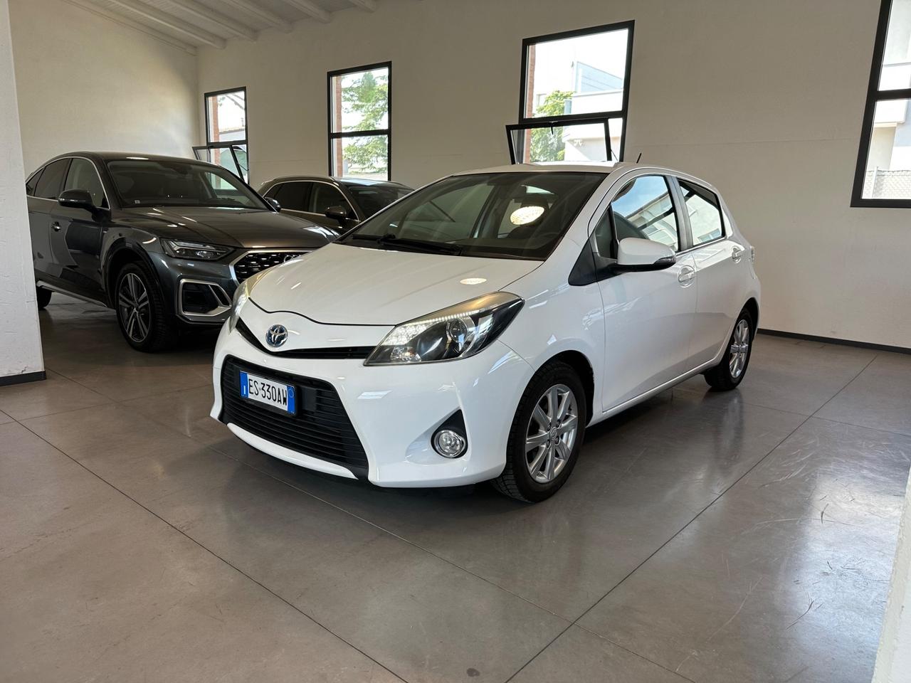 Toyota Yaris 1.5 Hybrid 5 porte Lounge Più