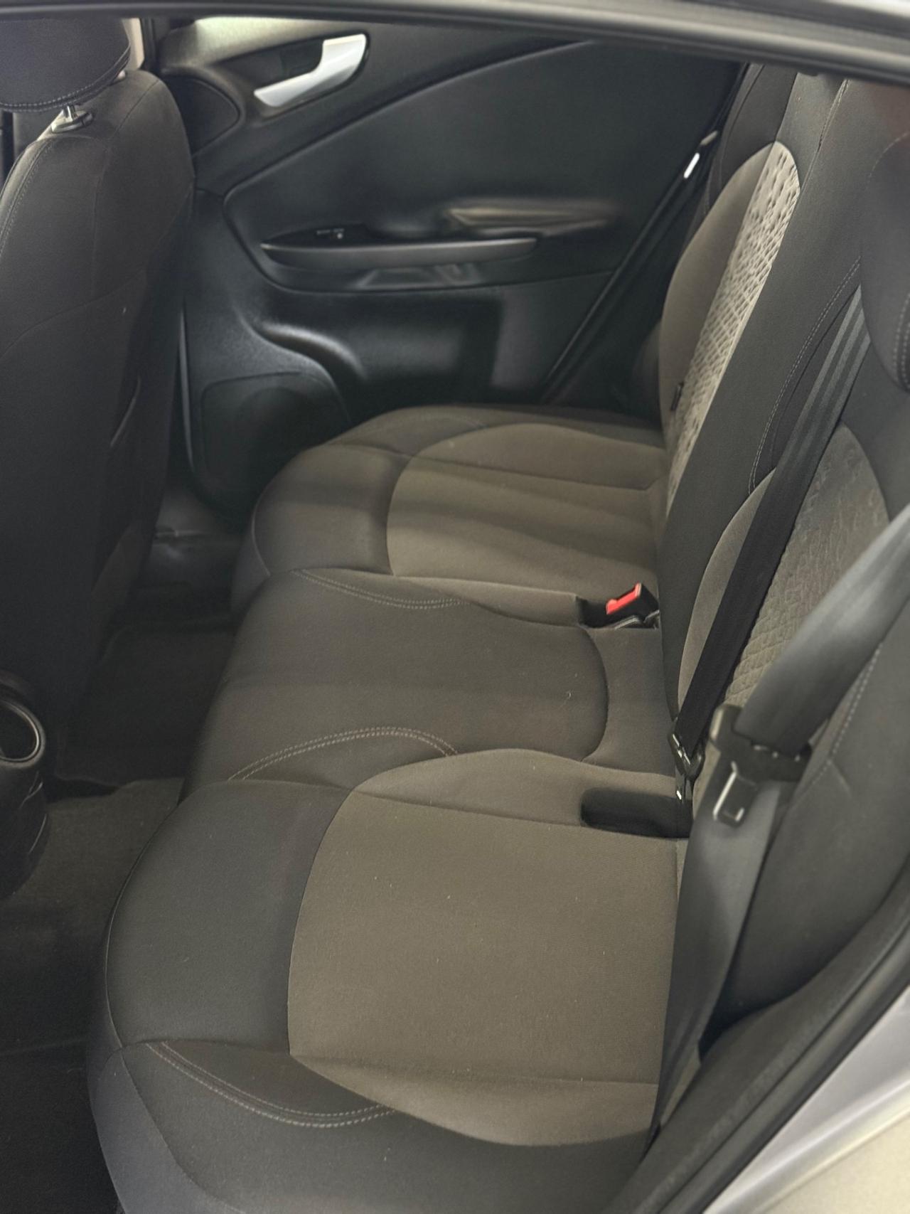 Alfa Romeo Giulietta 1.6 JTDm-2 105 CV Distinctive