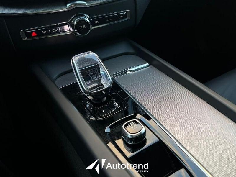 Volvo XC60 T6 Plug-in Hybrid 253+14 CV AWD Automatico Plus Dark