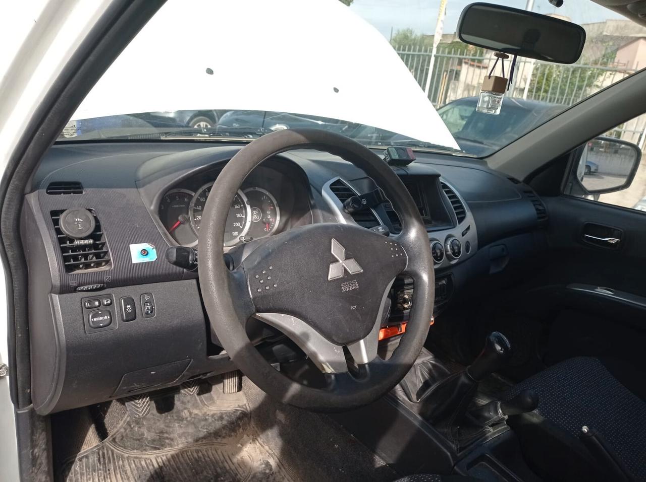 Mitsubishi L200 2.5 DI-D/178CV DPF-2014