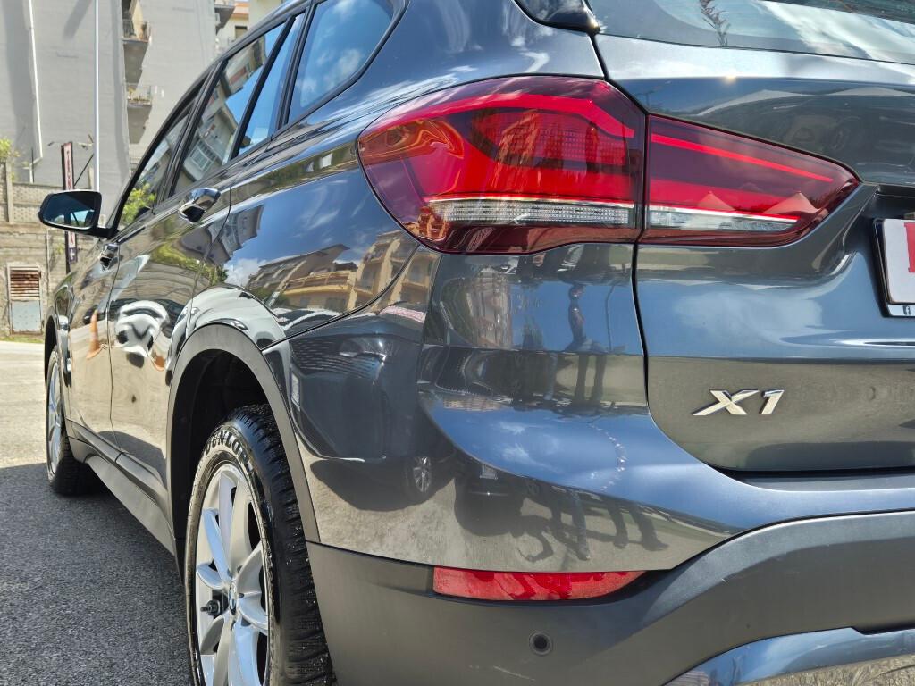 Bmw X1 s-Drive 20D 190cv Automatic LED
