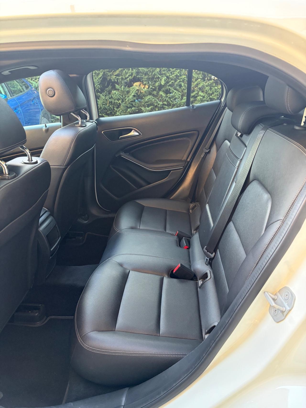 Mercedes-benz GLA 200 d Automatic 4Matic Premium