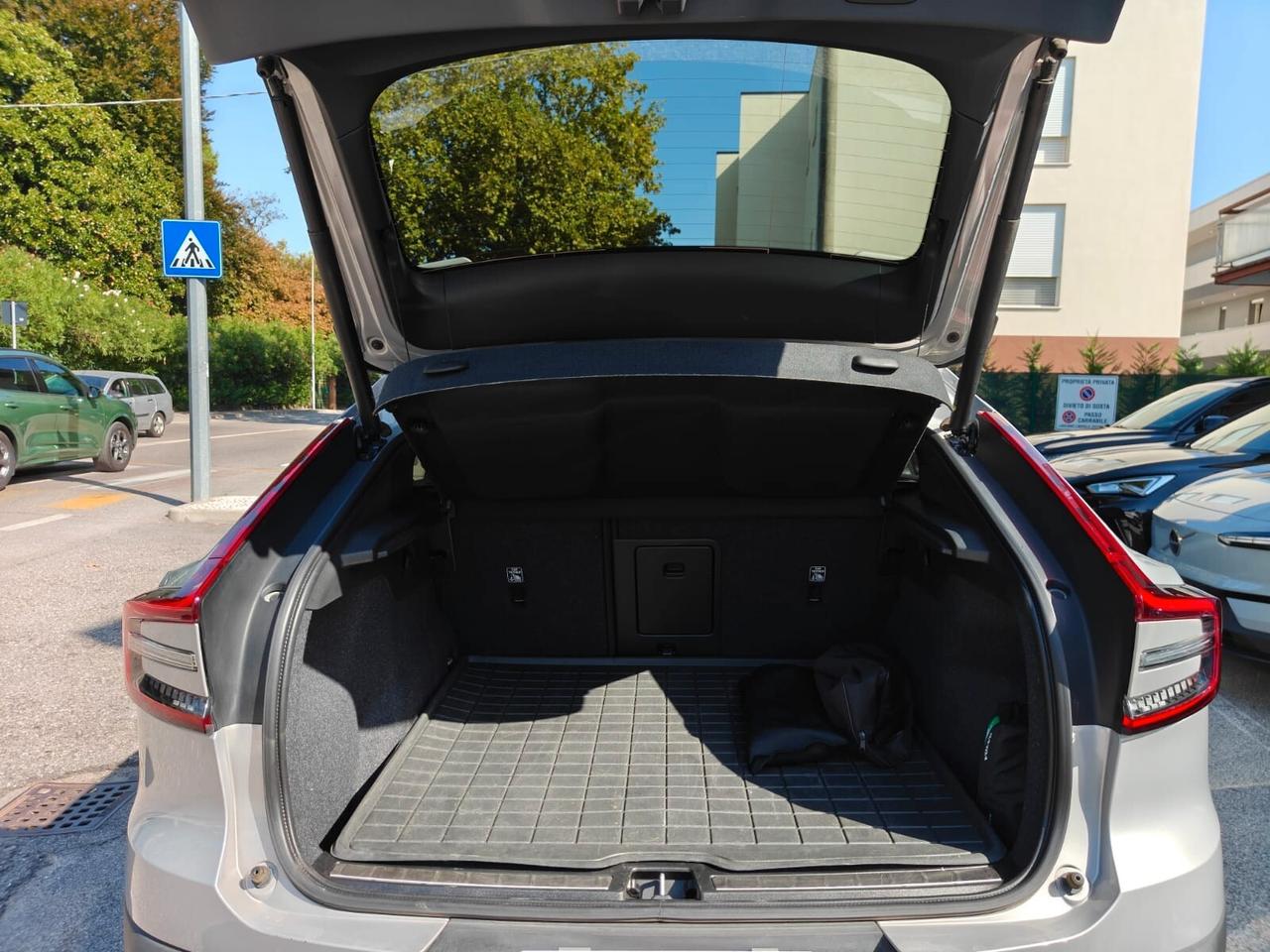Volvo C40 Recharge Single Motor FWD Plus