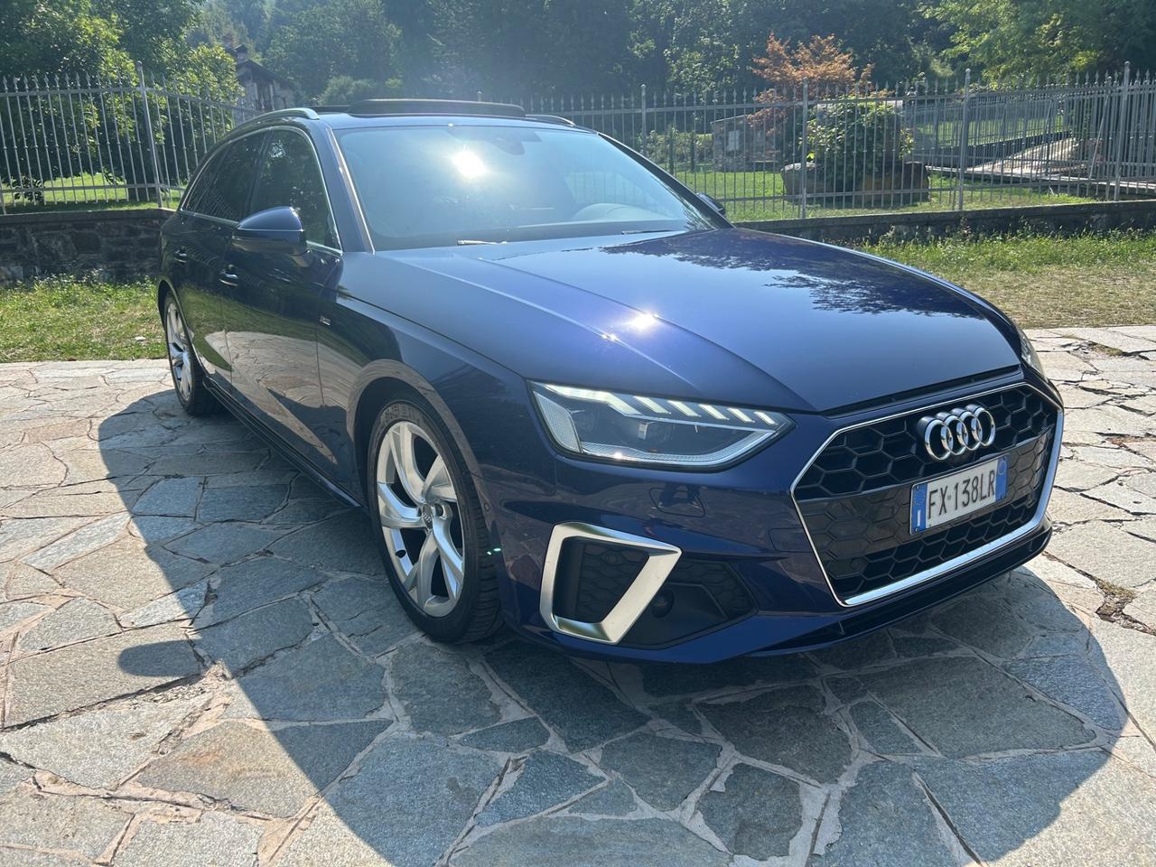 Audi A4 Avant 35 TDI/163 CV S line edition