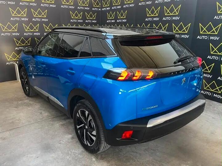 Peugeot 2008 motore elettrico 100kw GT