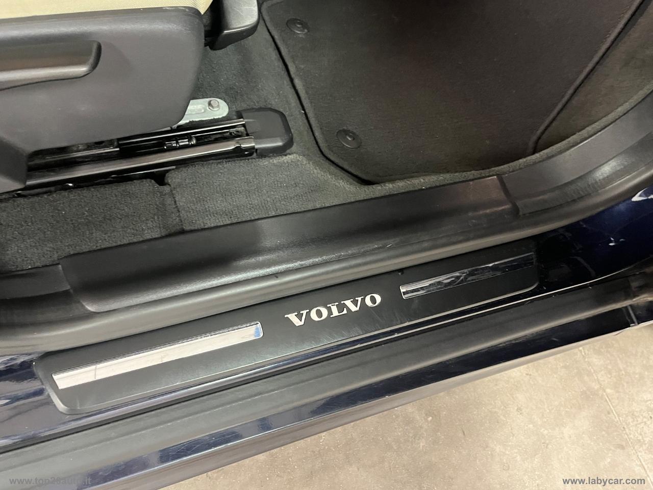 VOLVO XC60 D3 Business Plus|MANUALE|PELLE TOT