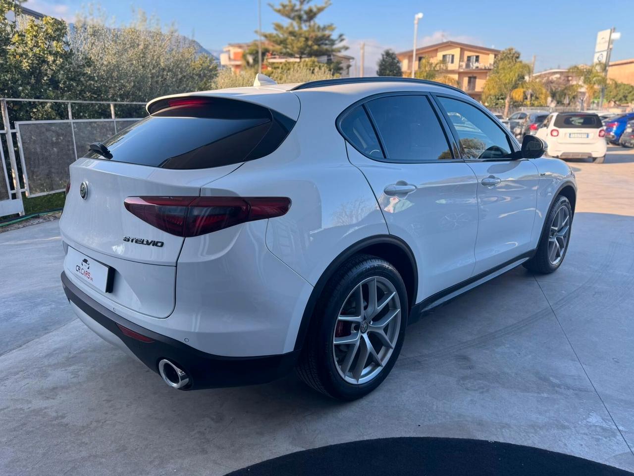 Alfa Romeo Stelvio 2.2 Turbodiesel 190 CV AT8 Q4 Executive